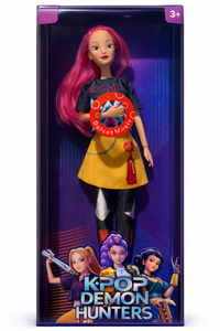 Zoey Demon Hunter collectible doll displayed in retail packaging with bright pink hair, detailed outfit, and anime-inspired design. Boxed collector doll for anime fans, display collections, and gifting.