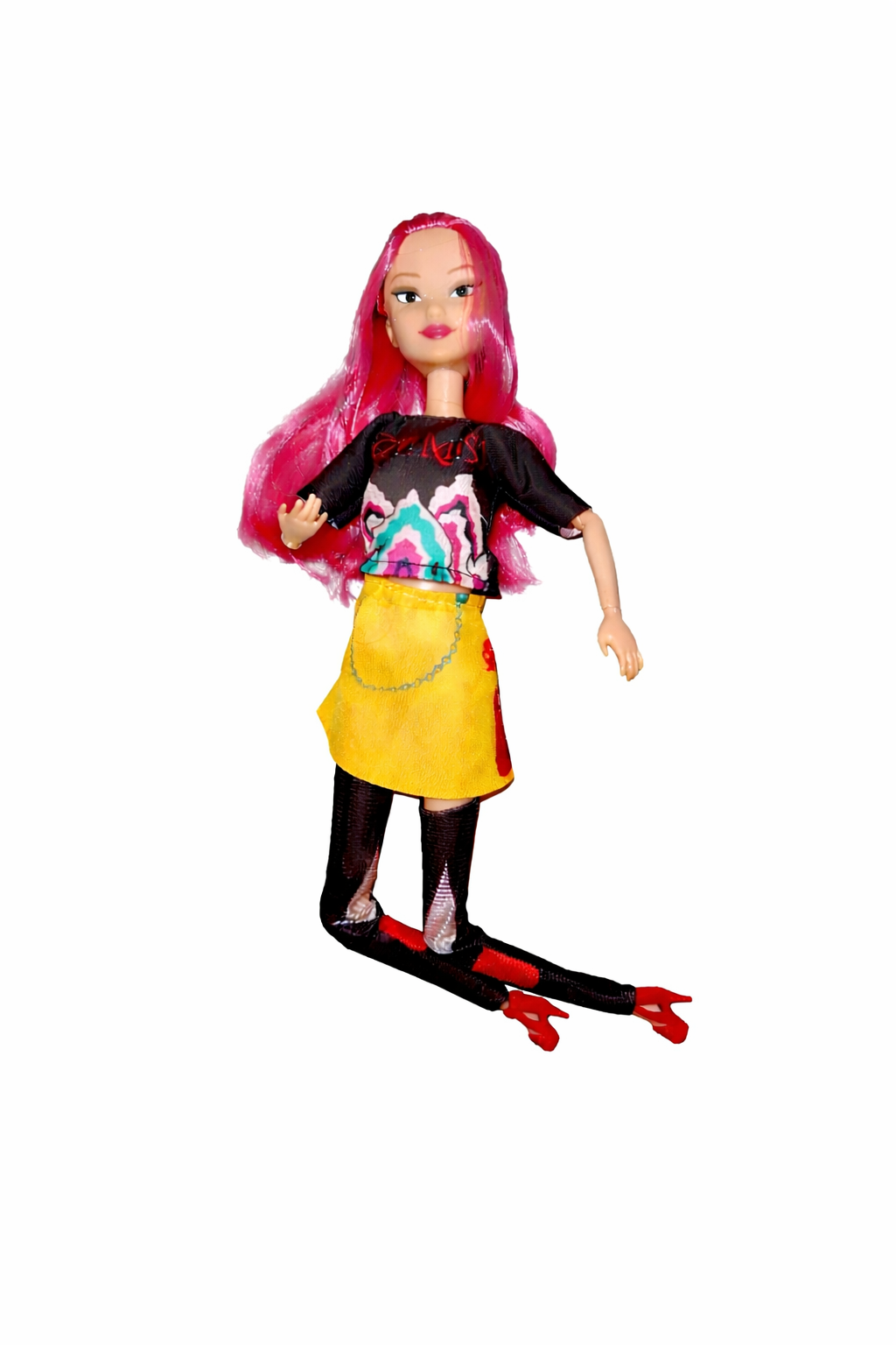 Zoey Demon Hunter fashion anime doll with bright pink hair, colorful outfit, articulated limbs, and fantasy-inspired design. Collectible anime figure for display, collecting, and gifting.